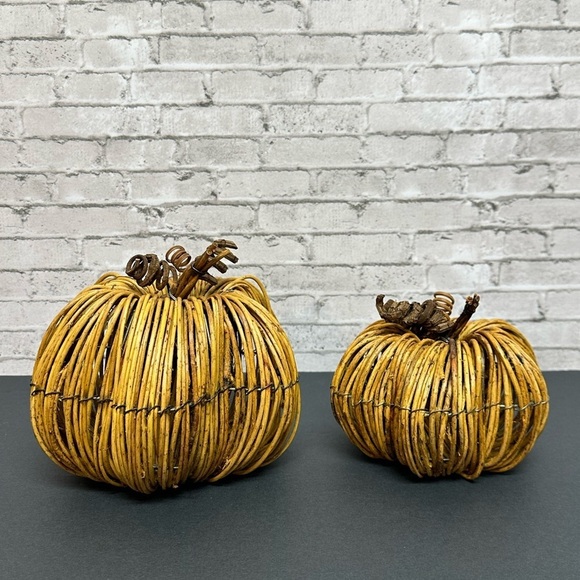 Grapevine Pumpkin Lot Of 2 Woven Holiday Decor Thanksgiving Fall Decorations - Picture 4 of 9